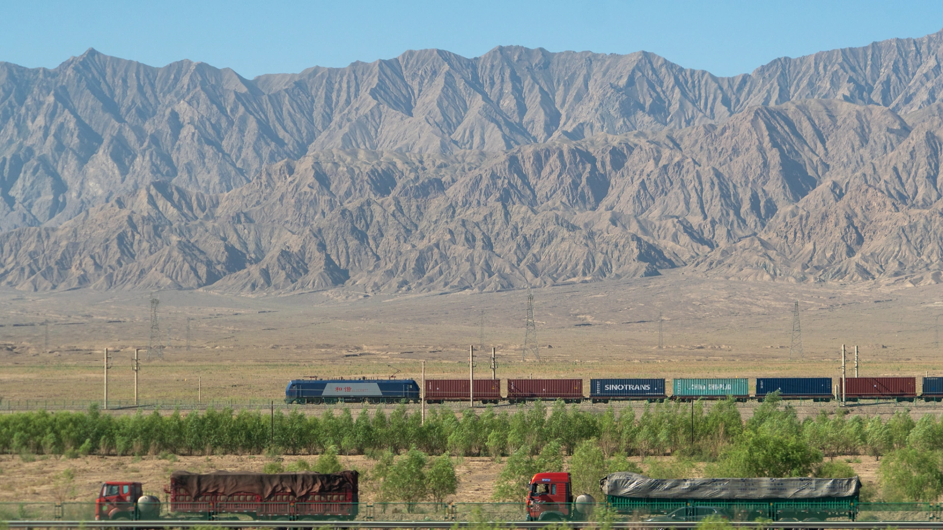 Kabul seeks to expand trade with Ashgabat through transit links