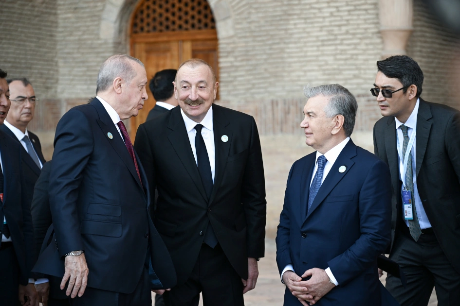 President Ilham Aliyev and other participants of OTS informal summit tour cultural sites in Turkistan (PHOTO)