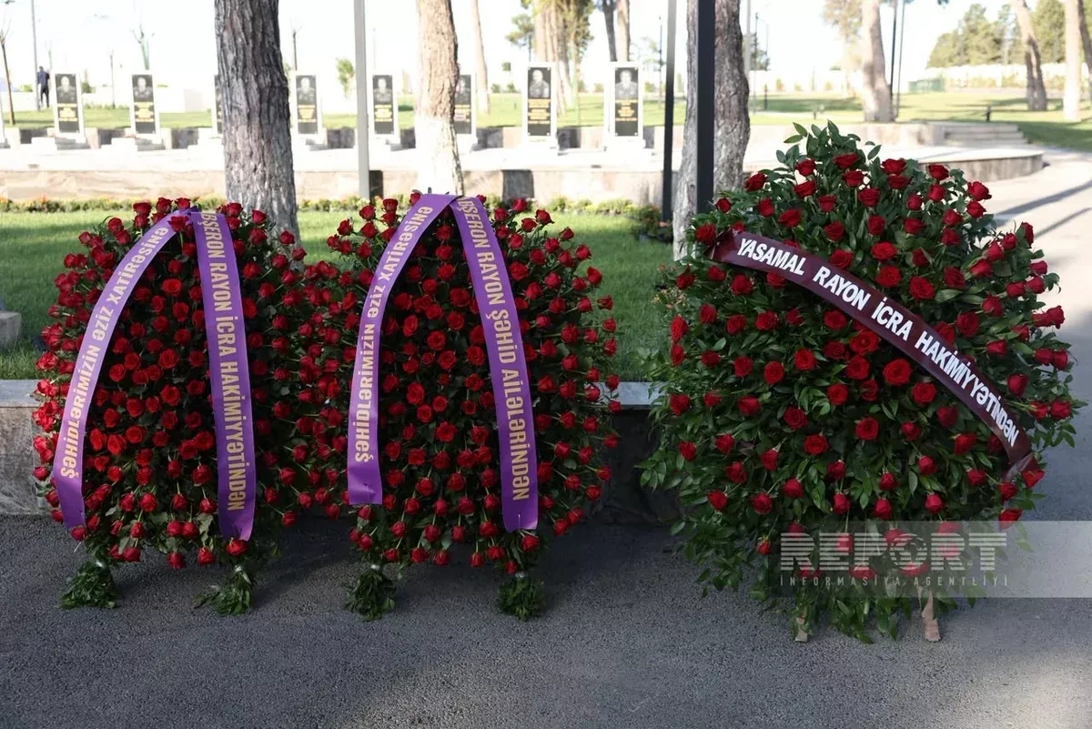 Public figures honor fallen heroes on Azerbaijan’s Remembrance Day PHOTO