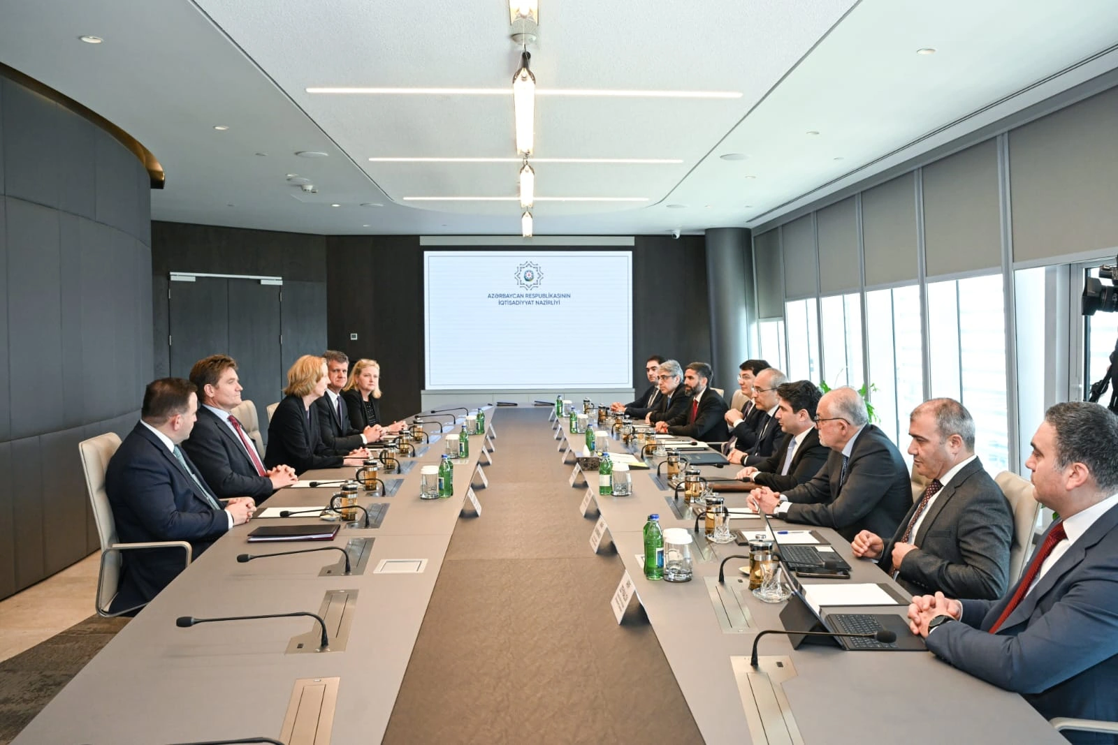 Azerbaijan, and bp ink MoU to boost high-performance computing and energy co-op (PHOTO)