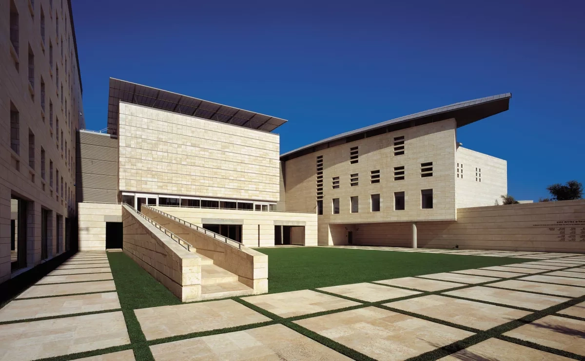 Azerbaijan, Kazakhstan delegations head to Israel for technology talks