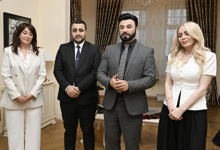 Alena Aliyeva takes part in charity master class for children at Maksud Ibragimbekov Creativity Center (PHOTO)