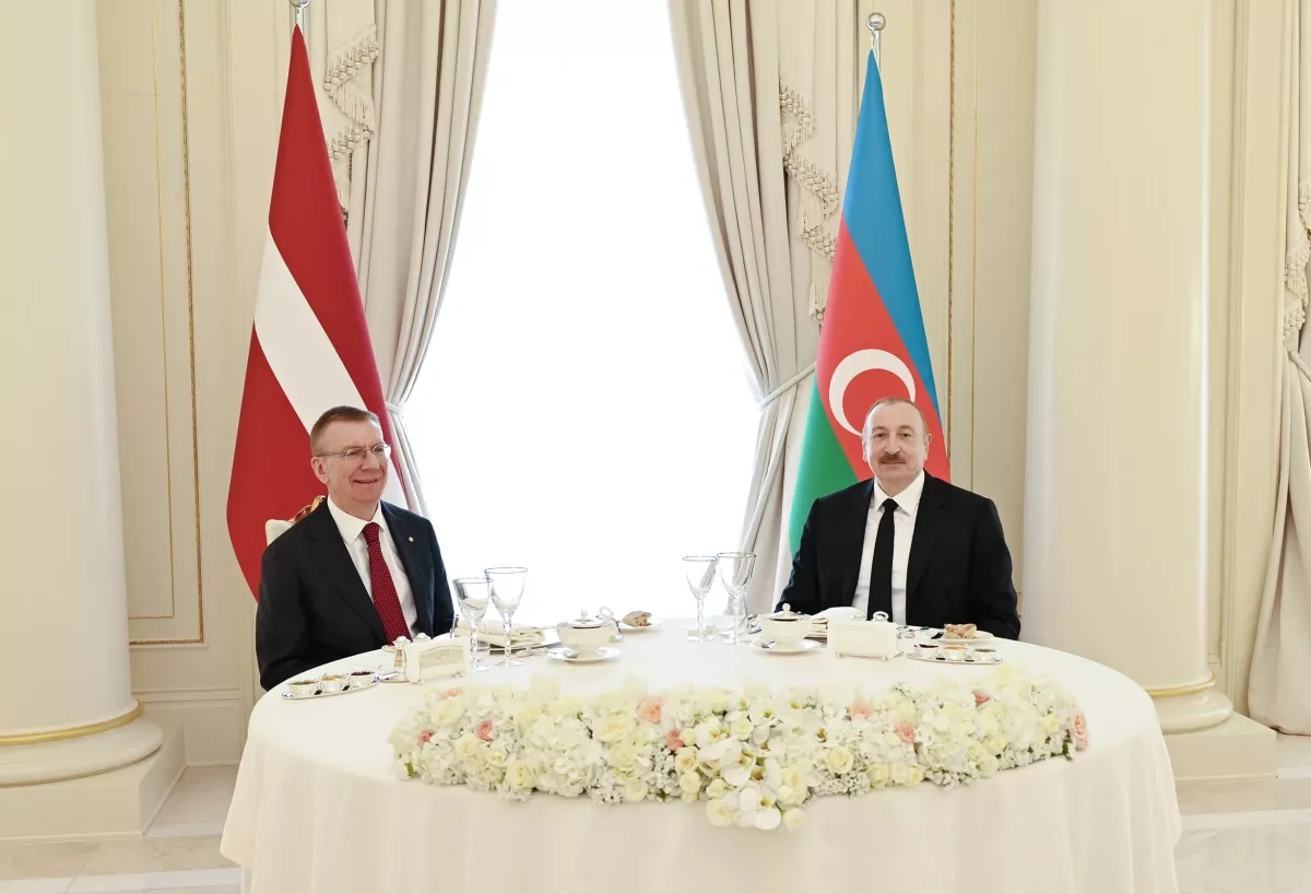 Azerbaijan hosts official luncheon in honour of Latvian president