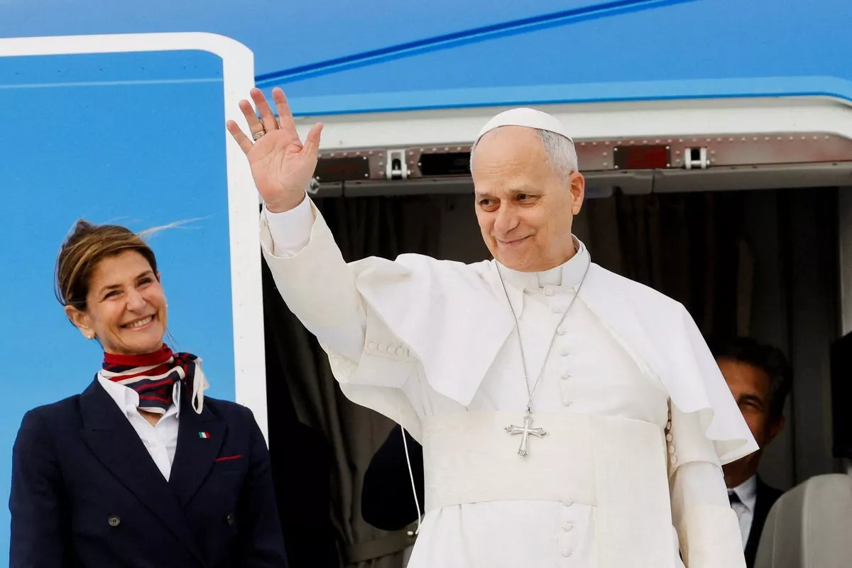 Pope Leo heads to Cameroon as part of 10-day African tour