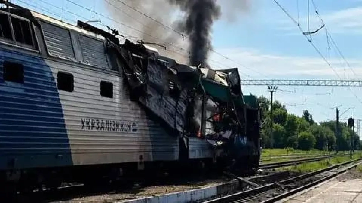 Russian drone strike hits passenger train in Ukraine, killing two drivers PHOTO / VIDEO