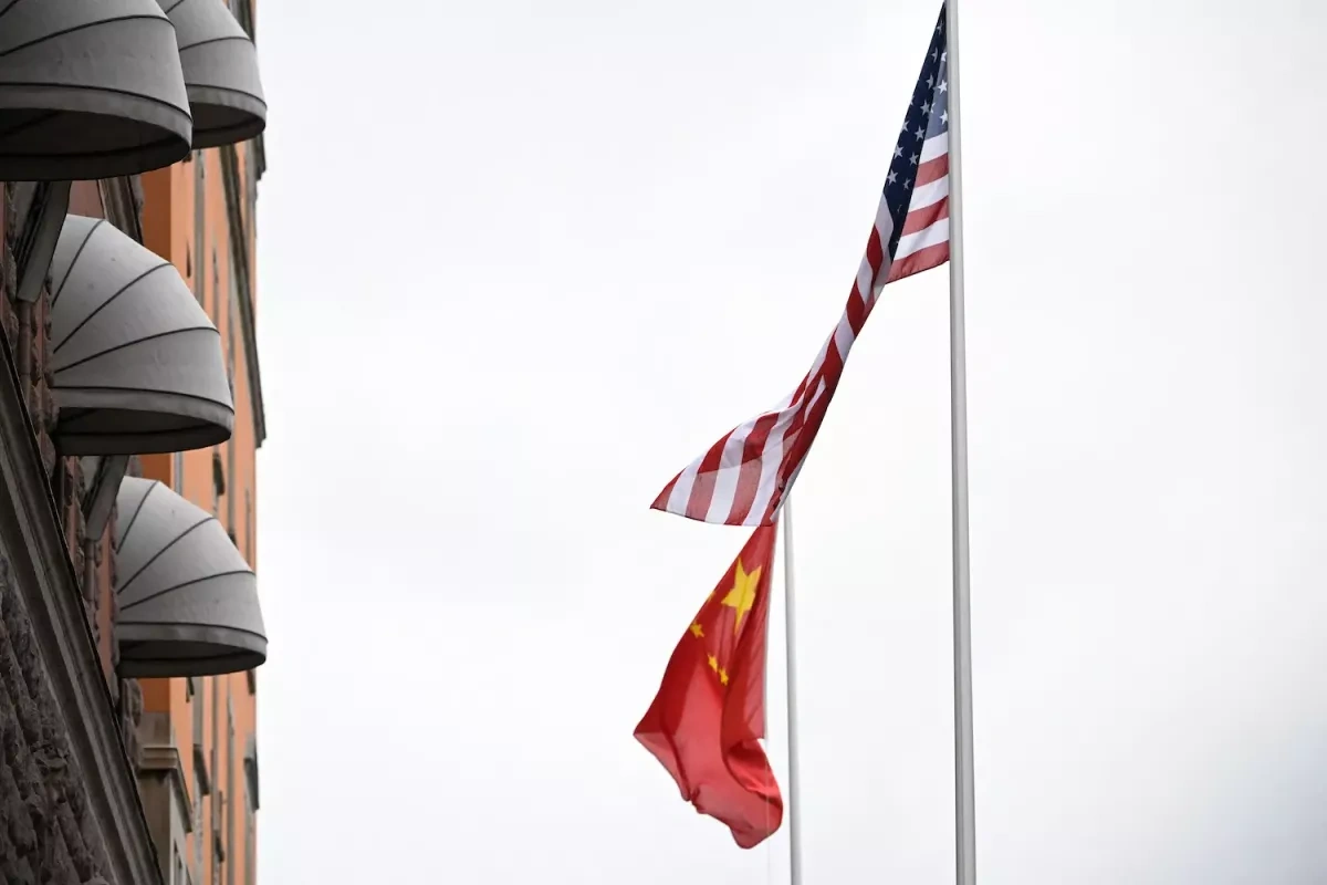 FT: US set to overtake China in fossil fuel power investment