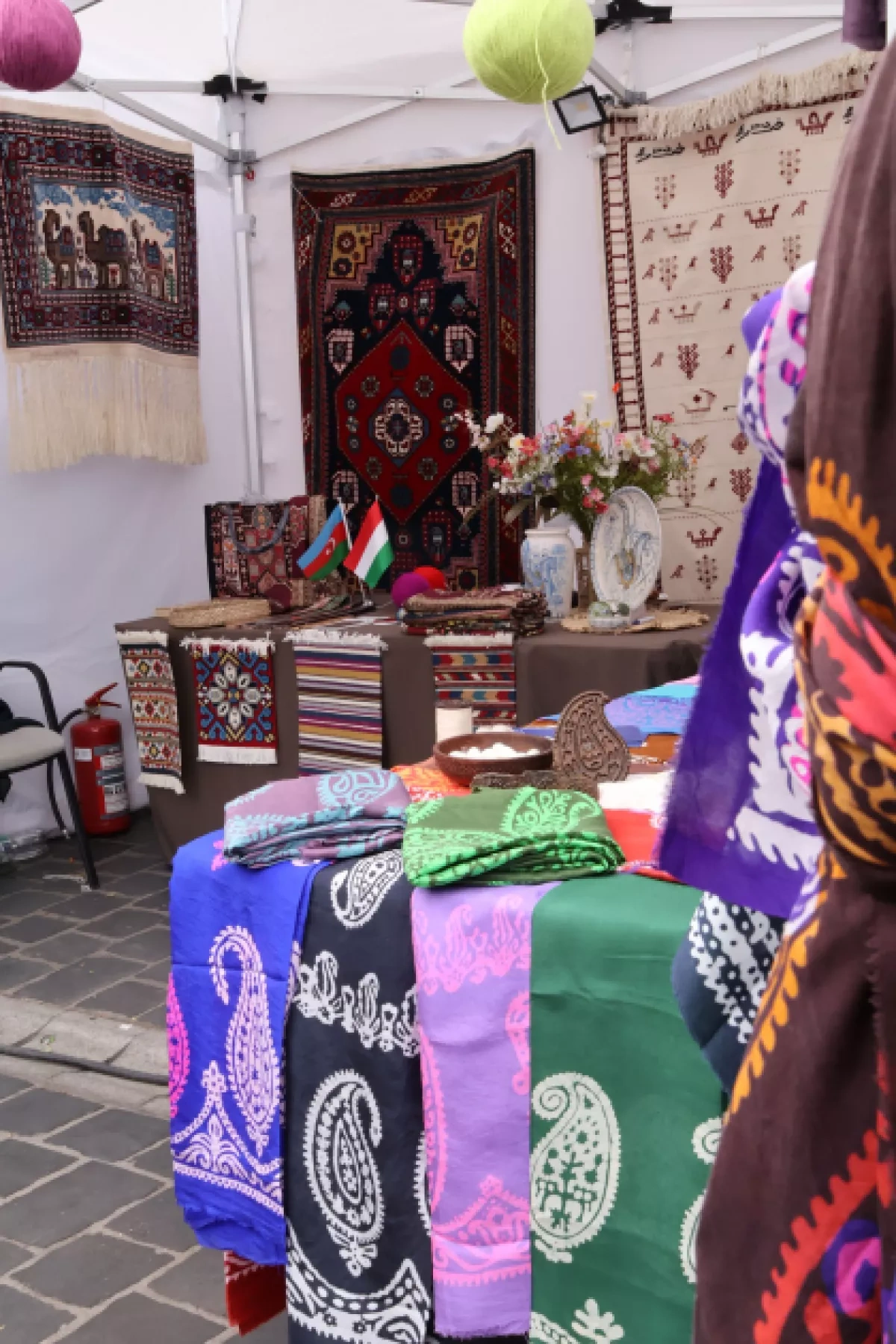 Azerbaijan showcases carpet, kelaghayi traditions at Budapest Folk Arts festival PHOTO