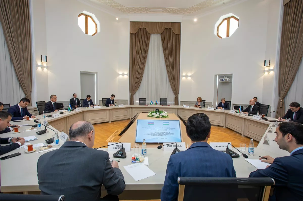 Azerbaijan, Uzbekistan sign roadmap to expand energy cooperation PHOTO