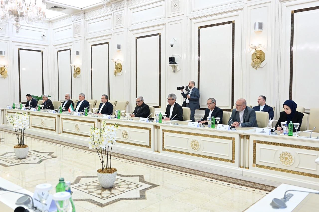 Azerbaijan, Iran discuss interparliamentary cooperation (PHOTO)