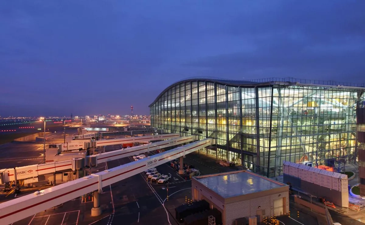 UK airports face fresh cancellations after air traffic control glitch