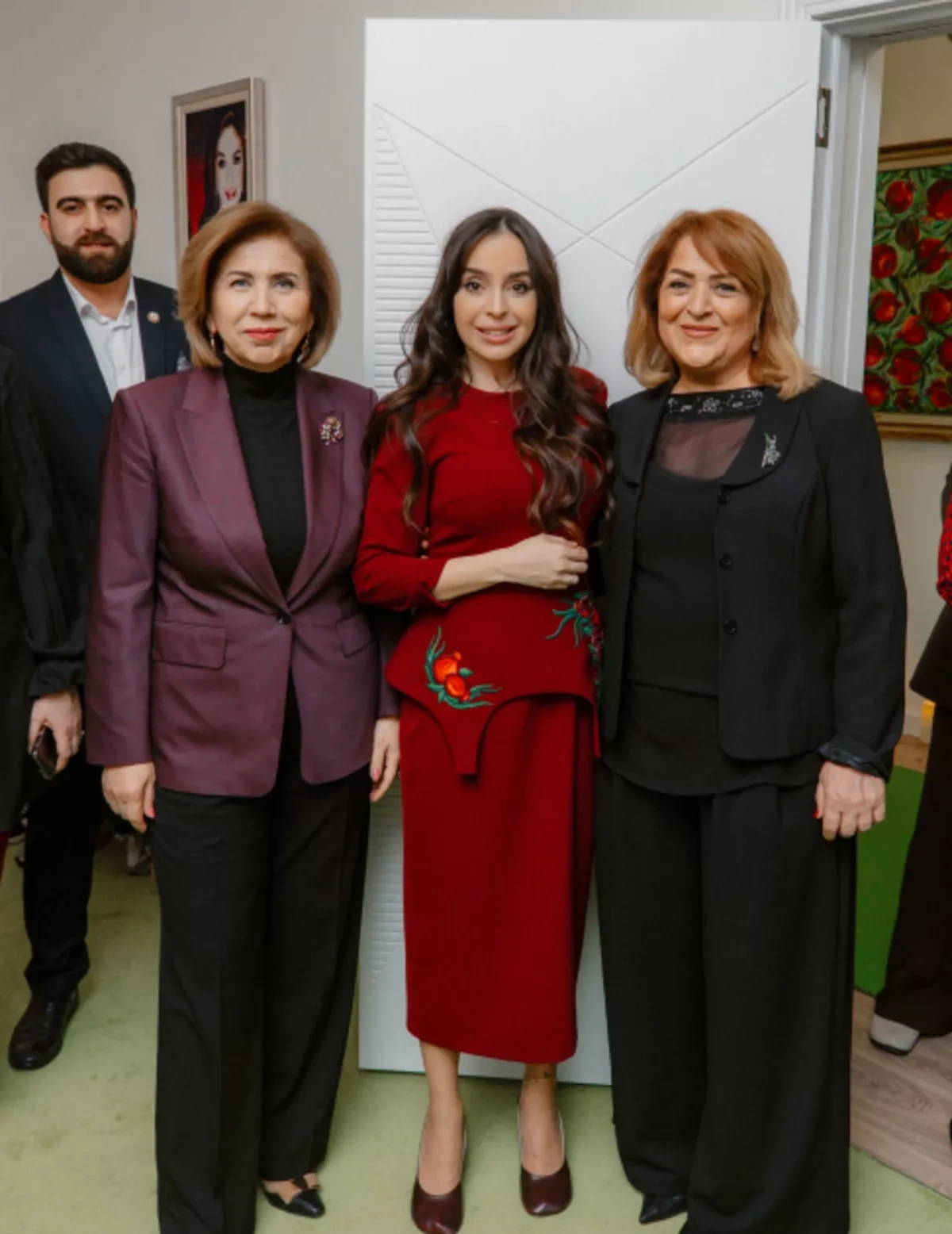 Leyla, Arzu Aliyeva share holiday joy with children at rehabilitation center