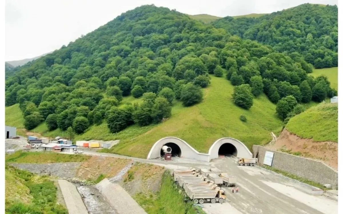Bridges, tunnels, and corridors: Azerbaijan’s new transport map Caliber.Az review