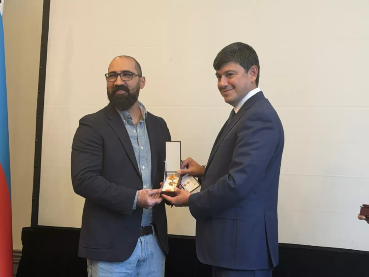 Azerbaijan’s diaspora chief holds talks with community members in US PHOTO