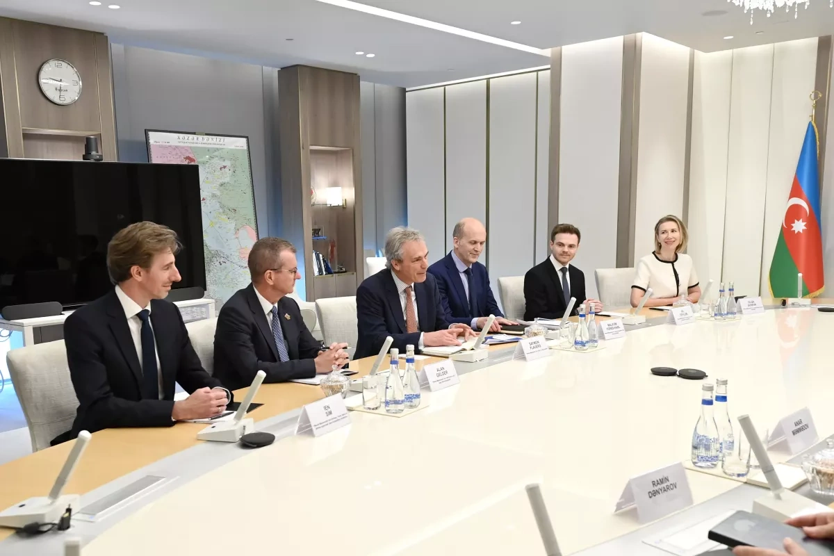 SOCAR explores new opportunities in renewables, decarbonisation with Wood Mackenzie PHOTO
