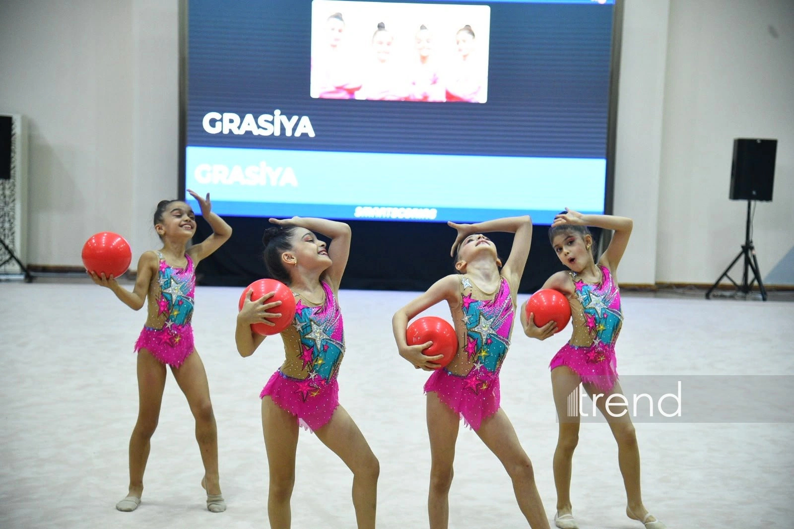 Rhythmic gymnastics grace show concludes in Baku (PHOTO)