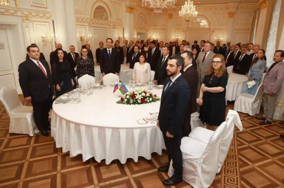Azerbaijani parliament speaker visits consulate in St. Petersburg
