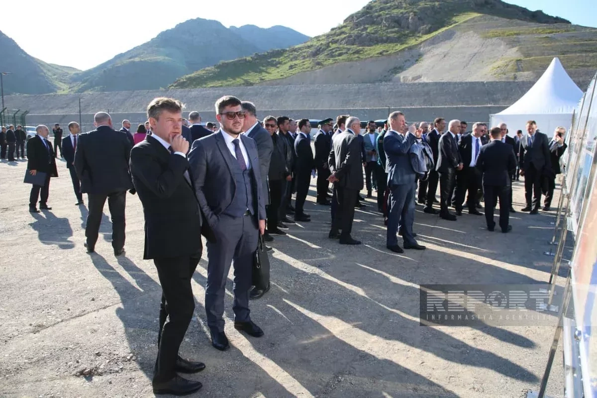 Azerbaijan, Russia inspect progress on strategic Aghband bridge project PHOTO