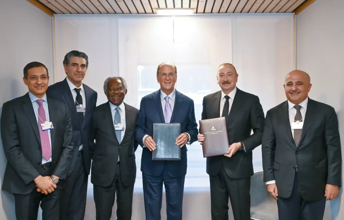 Azerbaijan, BlackRock sign MoU envisaging up to $1.5bn in infrastructure investments PHOTO