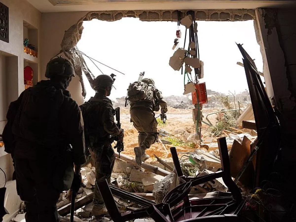 IDF says suspected militants killed near “yellow line” in Gaza