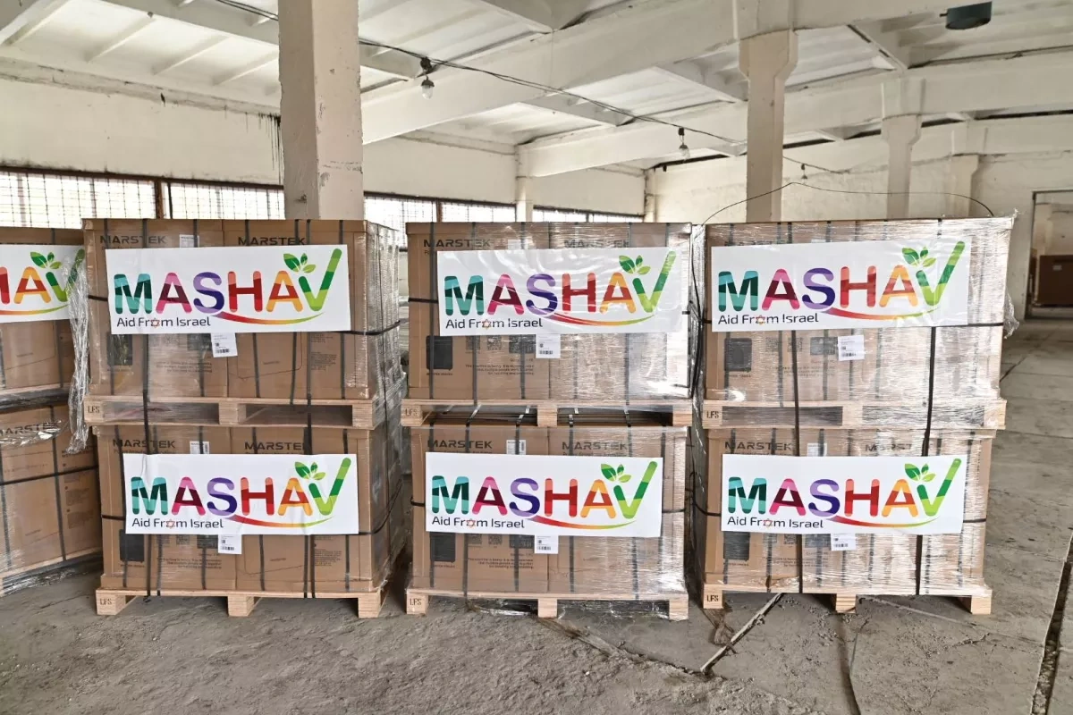 Kyiv receives 117 backup power systems from Israel PHOTO