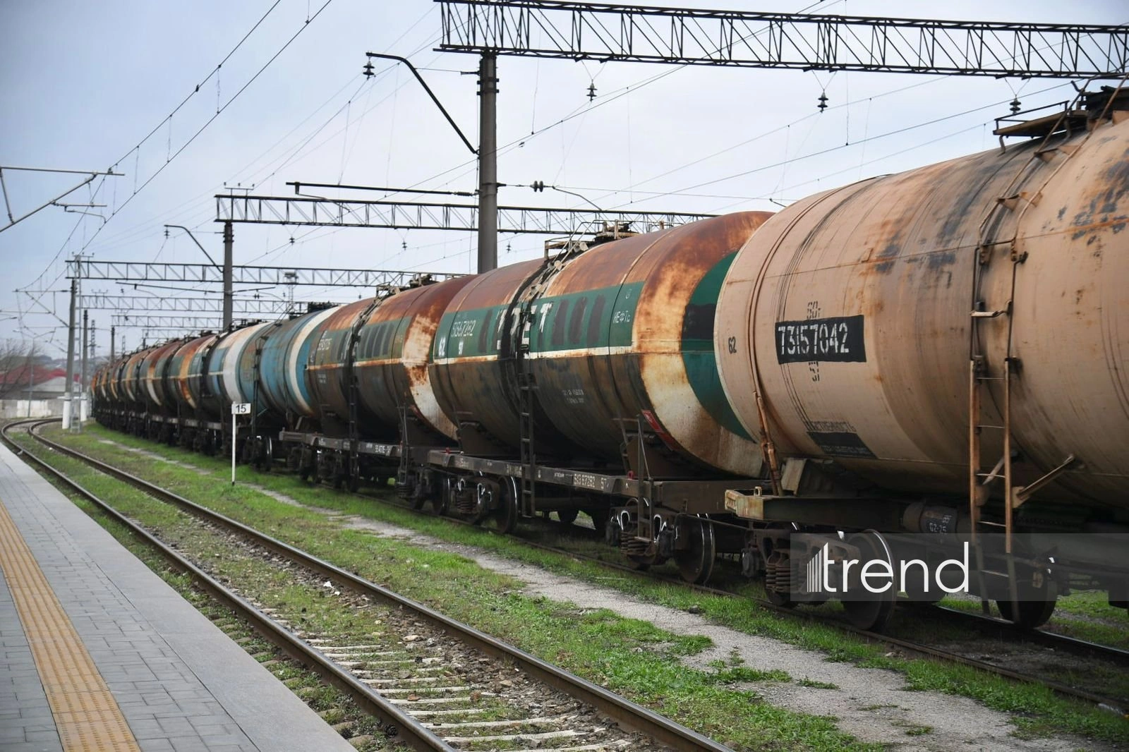 Azerbaijan dispatches next batch of petroleum products to Armenia