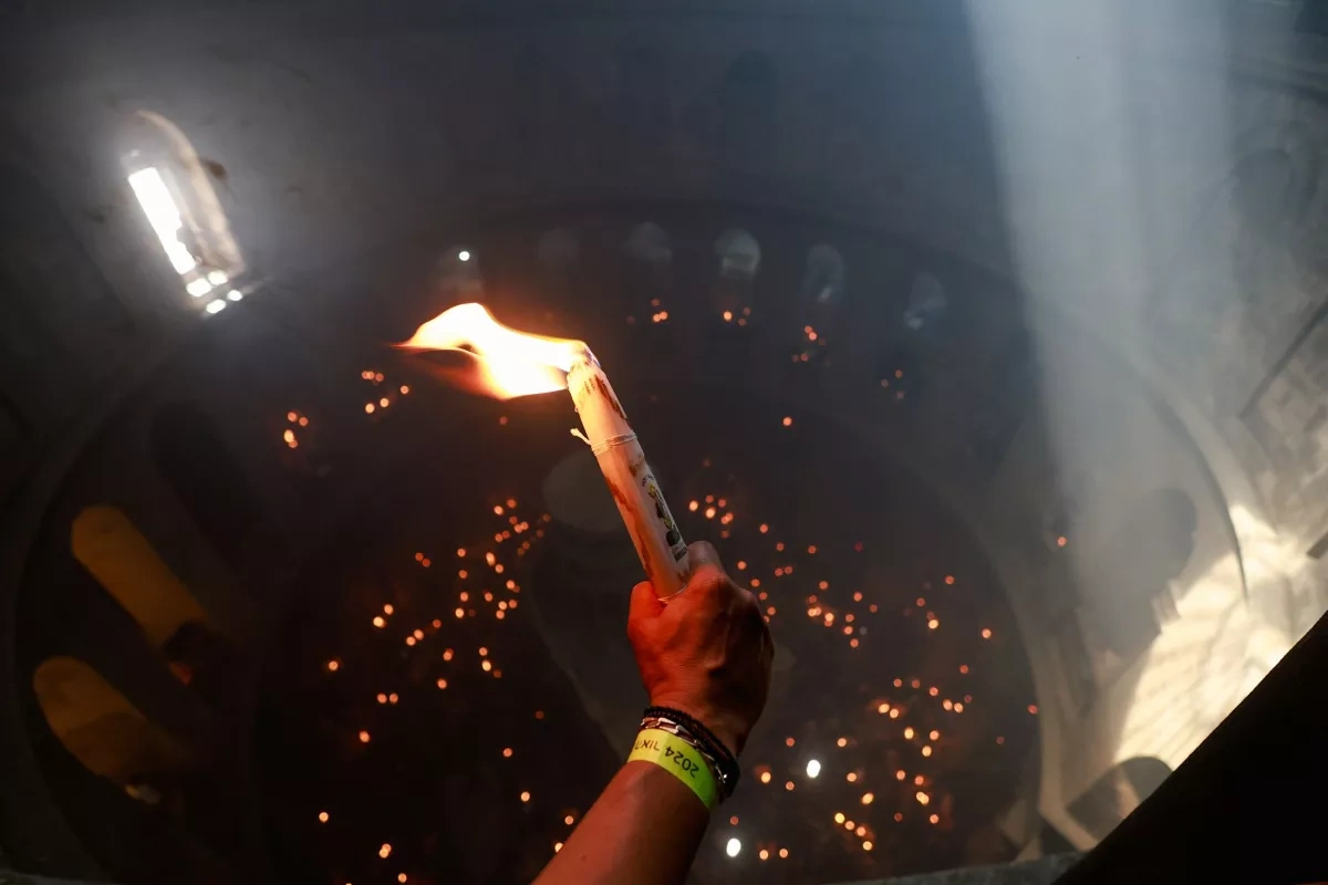 Georgia sends delegation to Jerusalem to collect Holy Fire for Easter rituals