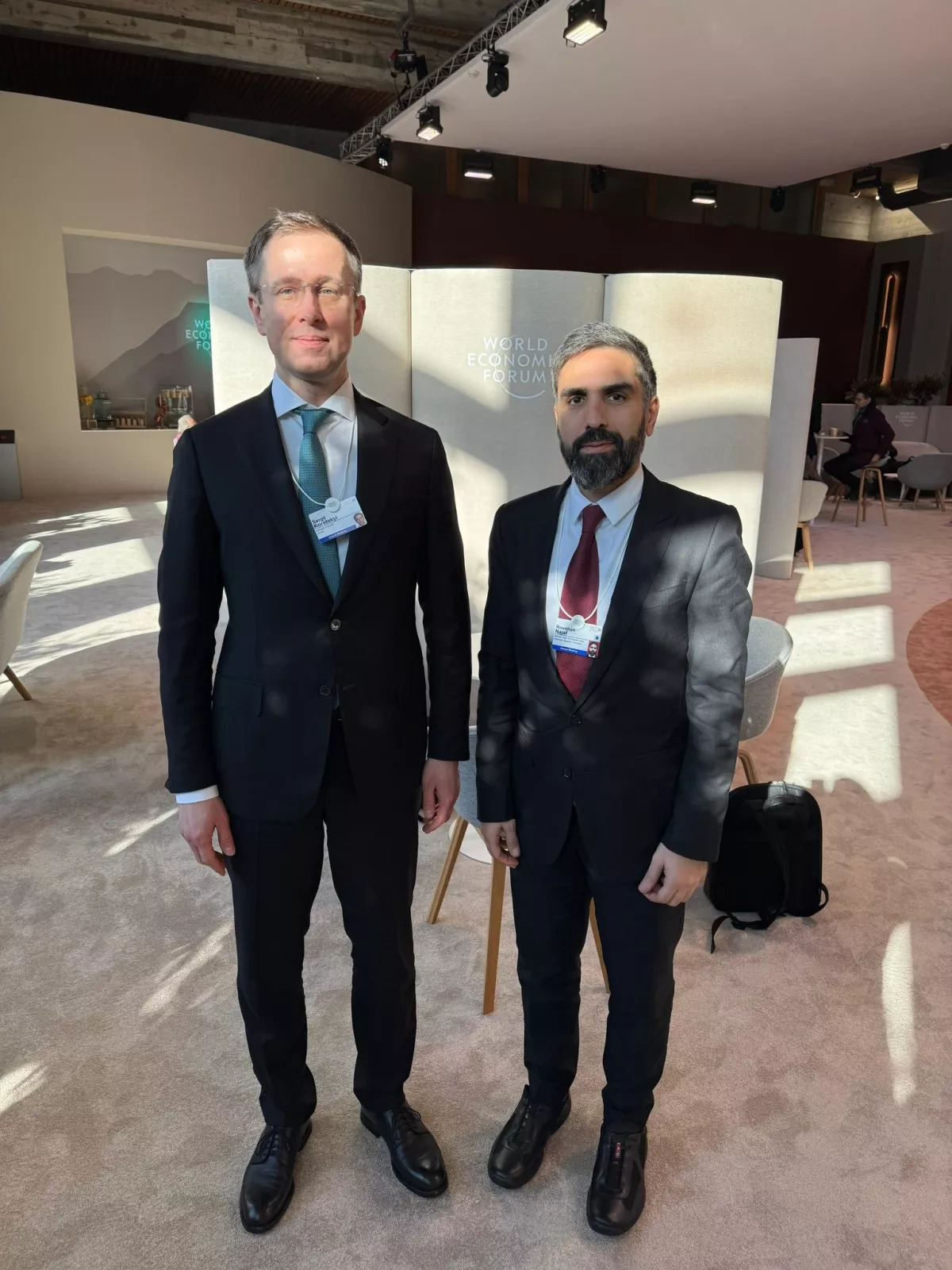 SOCAR holds Davos talks on energy transition, Absheron field development