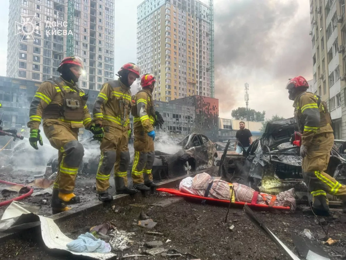 Kyiv takes brunt of overnight Russian attack as SOCAR station damaged PHOTO / VIDEO
