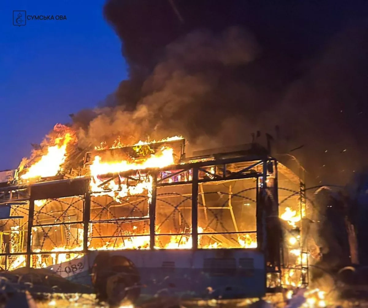 Guided bomb strike hits trolleybus in Ukraine’s Sumy, casualties reported