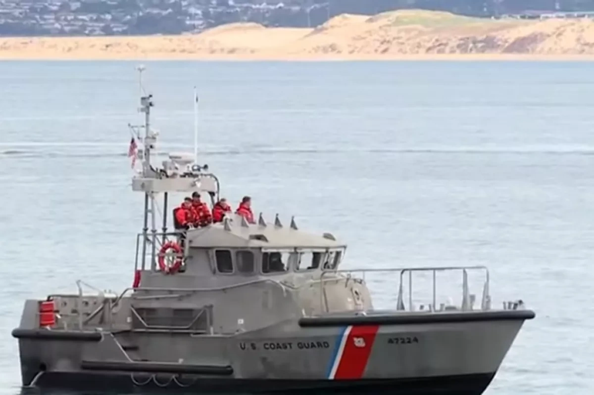 Shark attack suspected as triathlete goes missing in California PHOTO