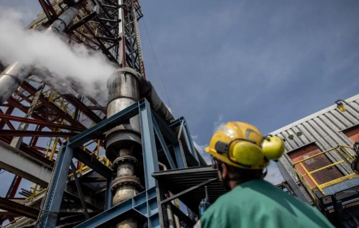 EU eyes price capping to control rising gas costs