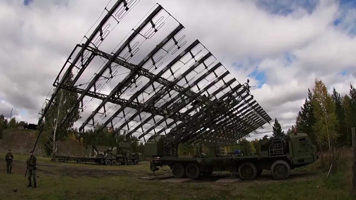 Ukrainian army claims strikes on Russian radar systems, military infrastructure