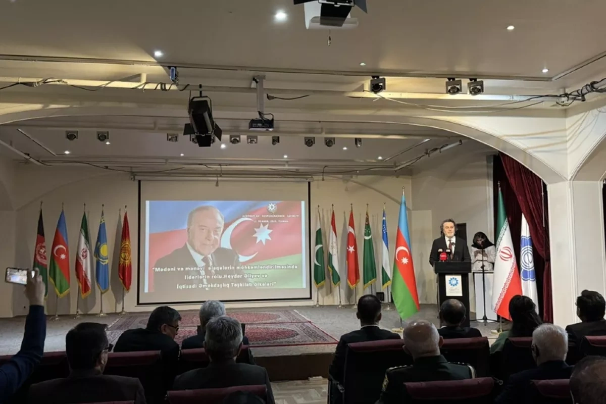 Iran, Georgia honour memory of National Leader Heydar Aliyev PHOTO