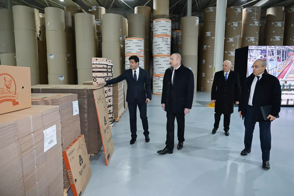 President Ilham Aliyev inaugurates “Azermirror” plant in Sumgayit Industrial Park Photo