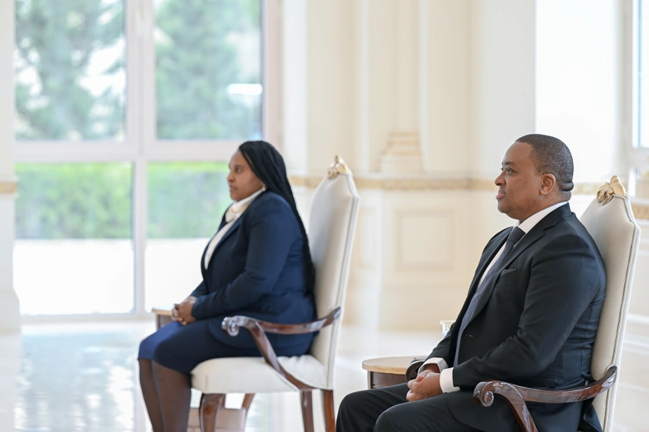 President Ilham Aliyev receives newly appointed ambassador of Eswatini to Azerbaijan (PHOTO)