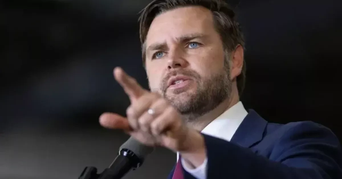Media: JD Vance left "more isolated than ever" after Gabbard’s departure