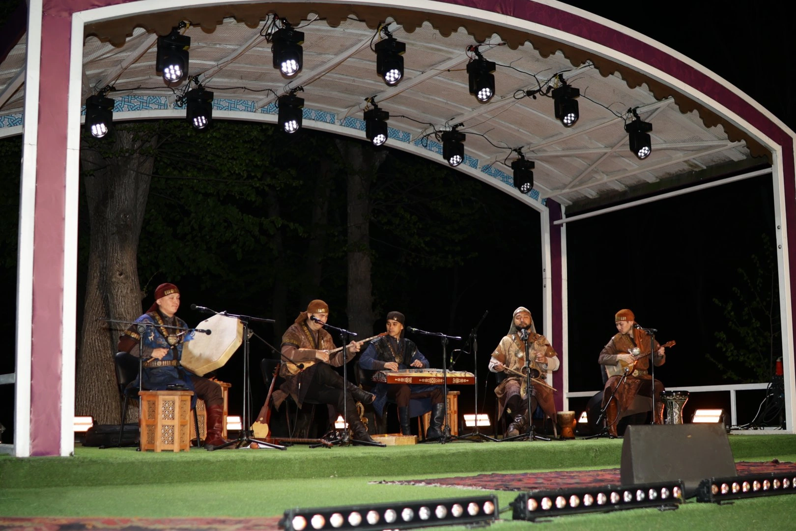 Kazakh "Turan" ensemble performs at 'Kharibulbul' music festival in Azerbaijan's Shusha (PHOTO/VIDEO)