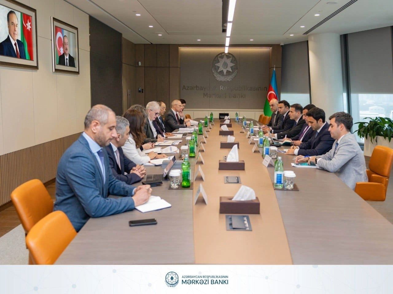 Azerbaijan, ADB discuss opportunities to support financial inclusion (PHOTO)