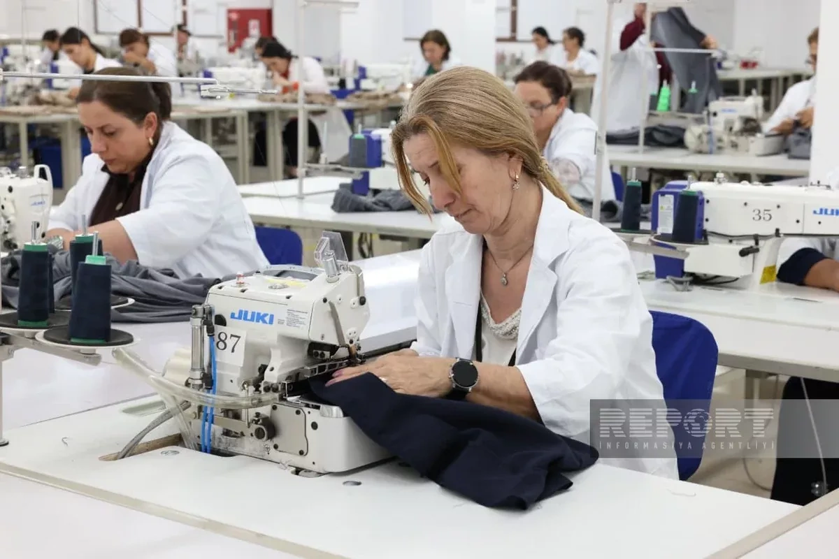 Foreign diplomats tour garment factory in Azerbaijan's Khankendi PHOTO