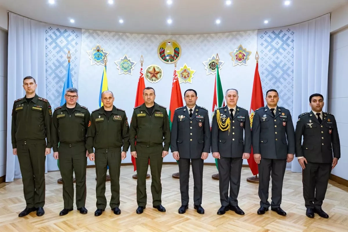 Azerbaijan, Belarus military media officials hold communications talks PHOTO
