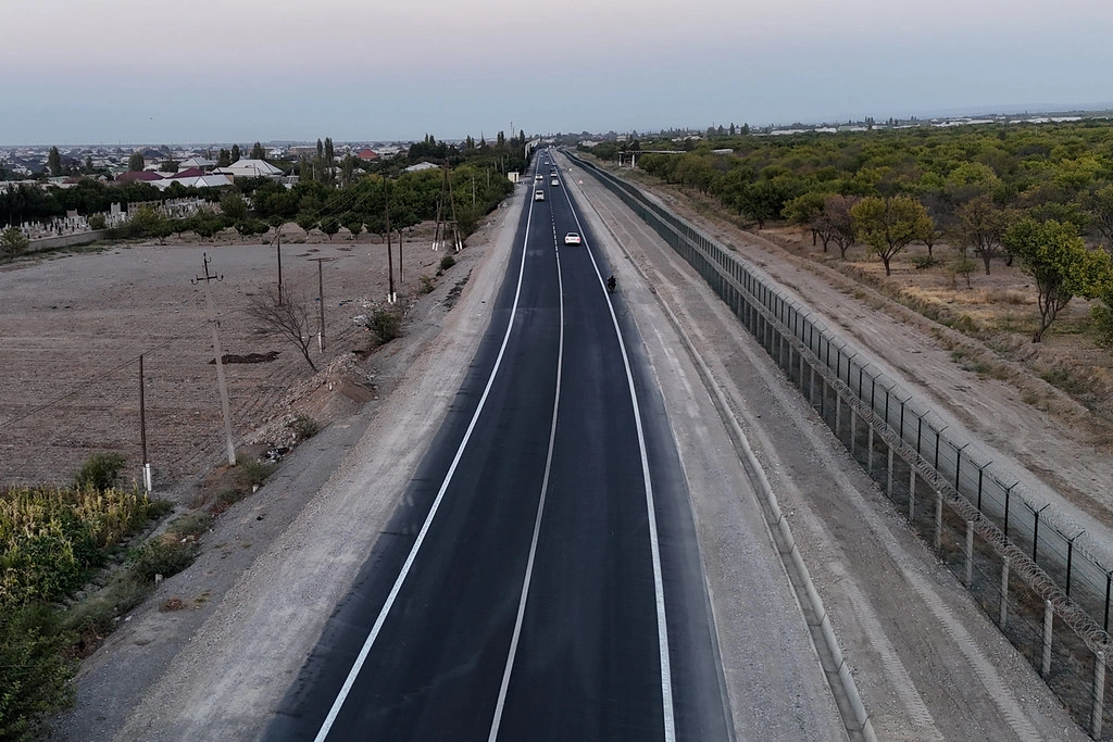 Tajikistan, China advance 90-km Murghab-Kulma road reconstruction project