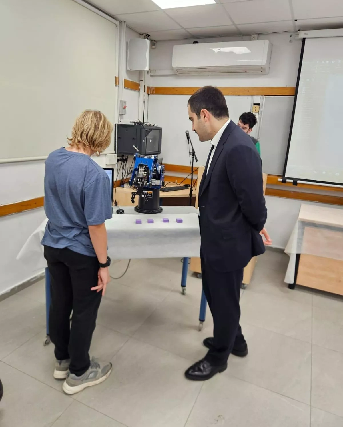Azerbaijan explores advanced AI, innovation partnerships in Israel PHOTO