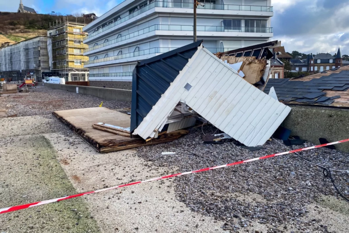 One dead, thousands evacuated as violent storm batters France, Spain, and Portugal