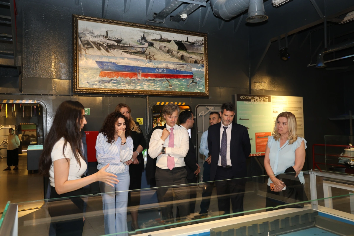 Azerbaijan's ASCO and EBRD discuss new partnership opportunities (PHOTO)