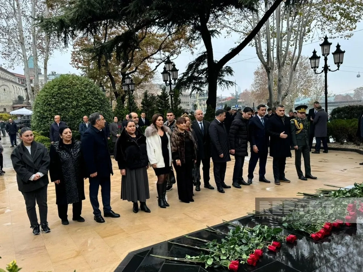 Iran, Georgia honour memory of National Leader Heydar Aliyev PHOTO
