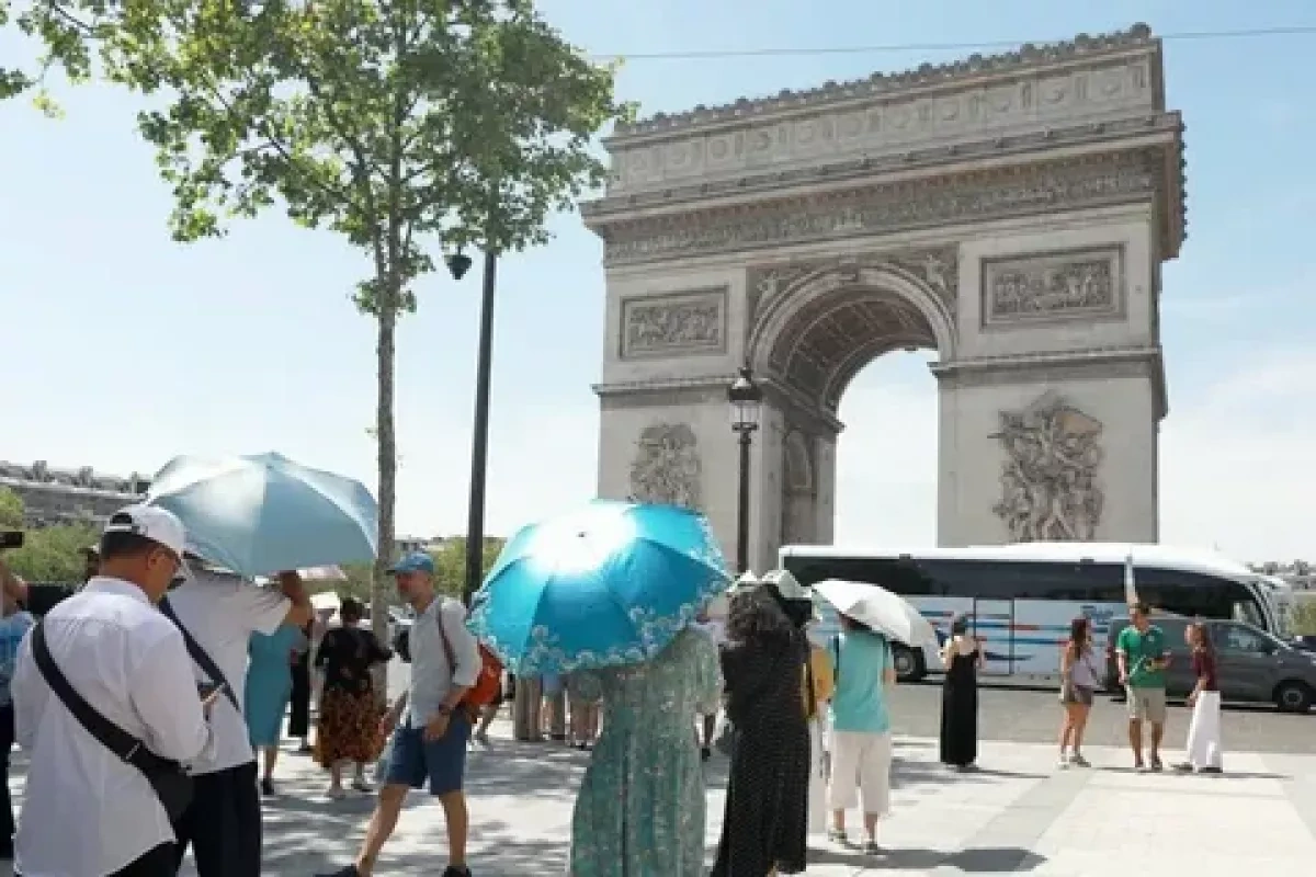 French heatwave drives sharp rise in mortality, health agency says