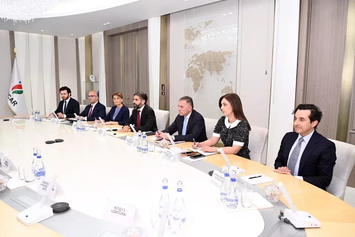 SOCAR advances intl partnerships with Shell, Uzbekneftegaz during Baku Energy Week PHOTO