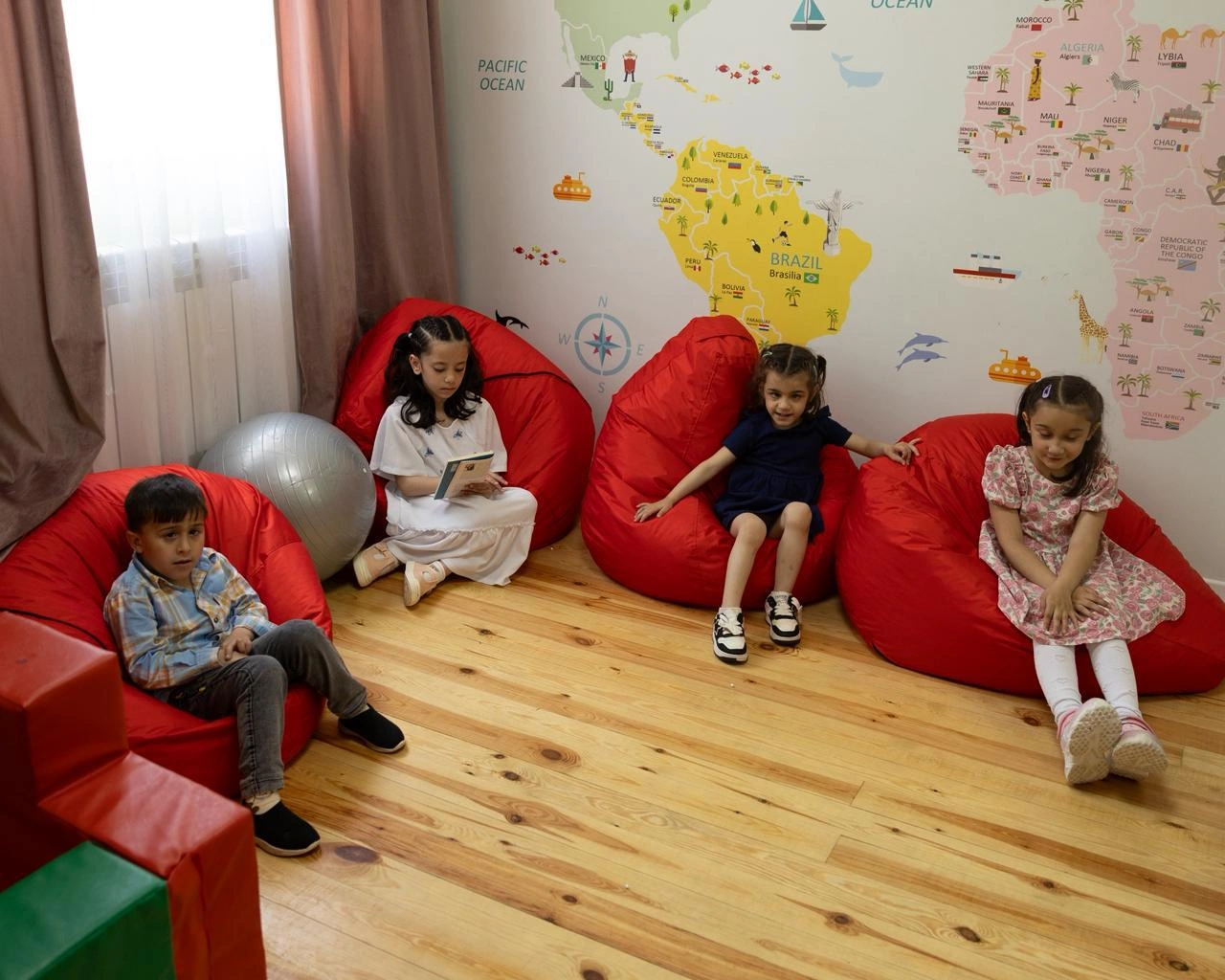 Leyla Aliyeva and Arzu Aliyeva visit orphanage in Lankaran (PHOTO)