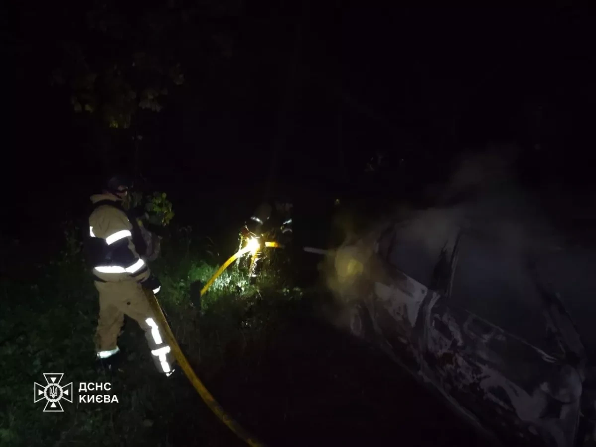Night attack on Kyiv leaves fires, damage across city PHOTO