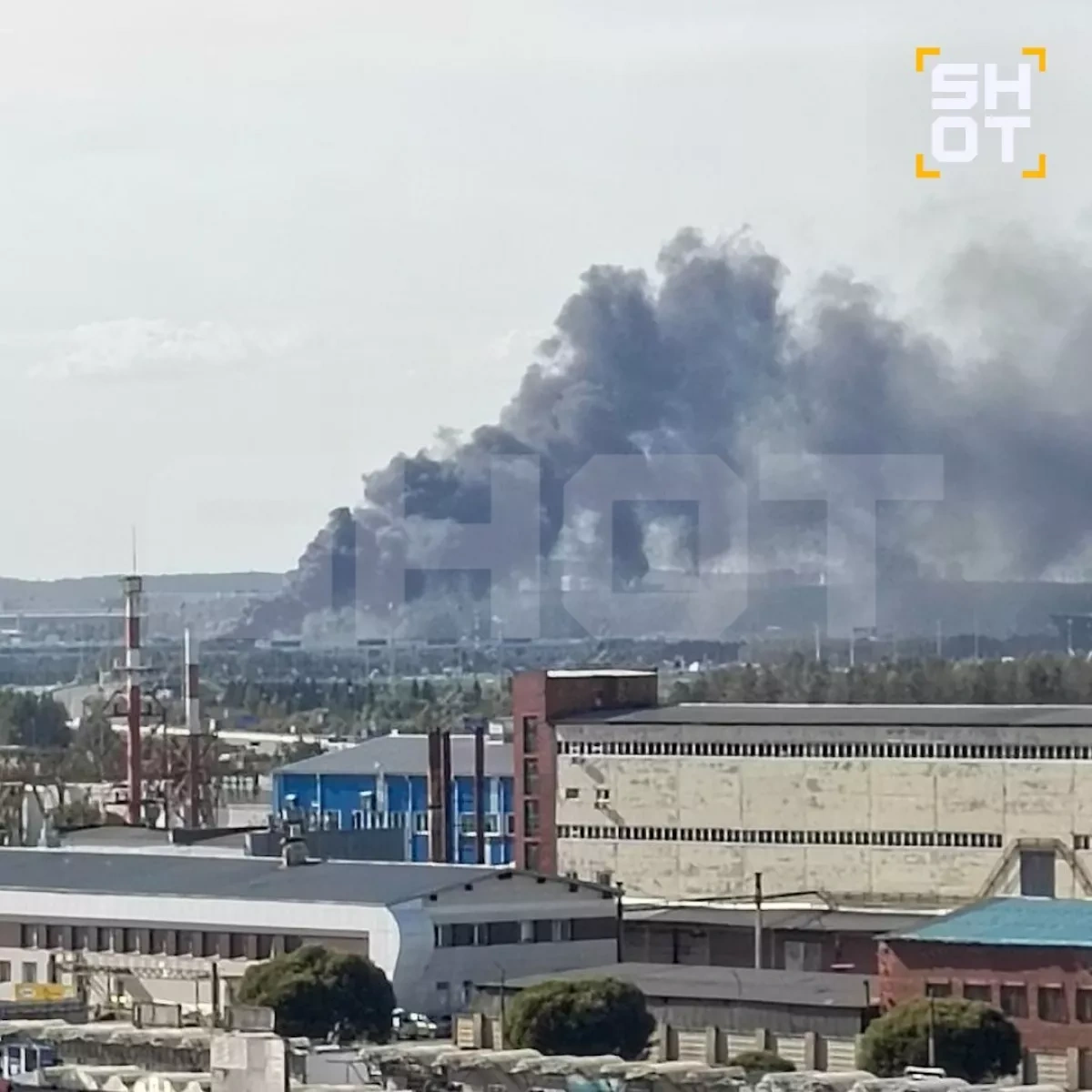 Fire breaks out at warehouse of Russia’s retail chain in Yekaterinburg PHOTO / VIDEO
